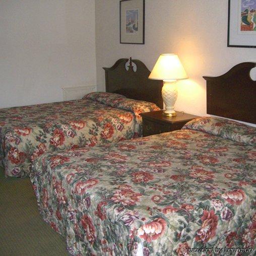 Midtown Motel Newport News Buitenkant foto